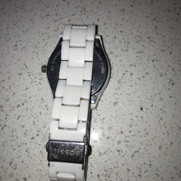 Fossil Watch - Picture 3 of 3